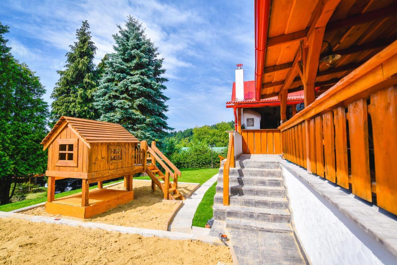 Penzion Turista Banska Stiavnica Bagian luar foto